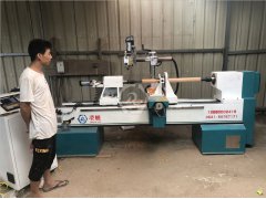 云南昆明客户订购凌锐LR-1530-S单轴车铣雕多功能一体 数控 木工 车床 